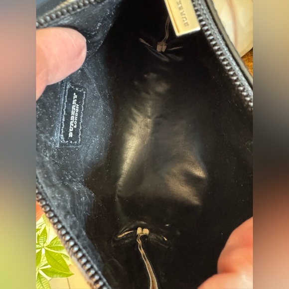 BURBERRY Cosmetic Case EUC - Picture 6 of 9